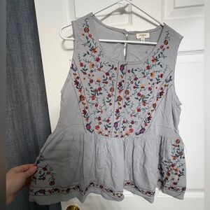 Umgee Gray Floral Embroidered Blouse